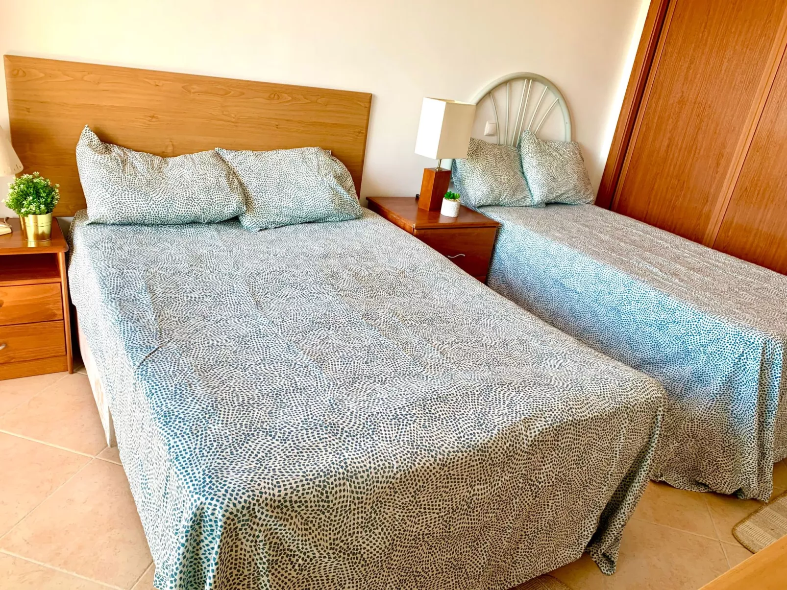 Wohnung mit Meerblick , mitten im Zentrum von Luz-Binnen