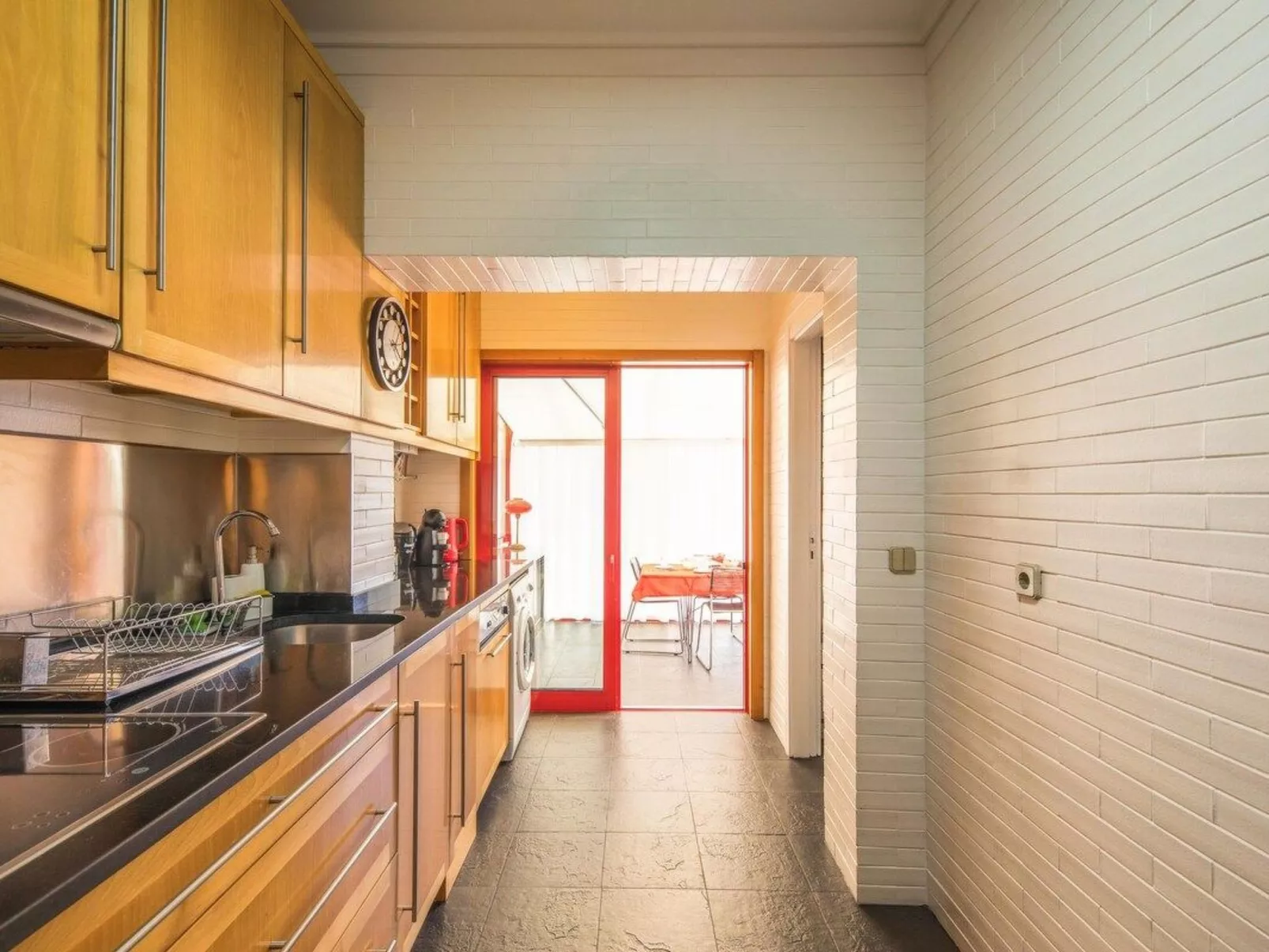 Wohnung mit Terrasse 100m vom Strand entfernt-Binnen