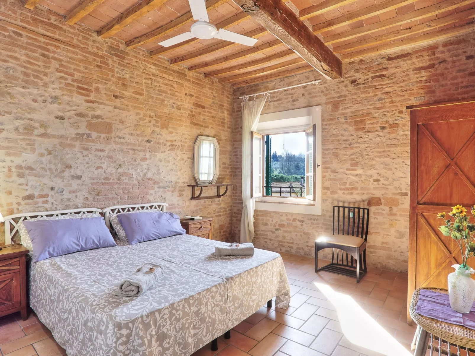 'Historic Palace' mit Terrasse-Image-tags.info