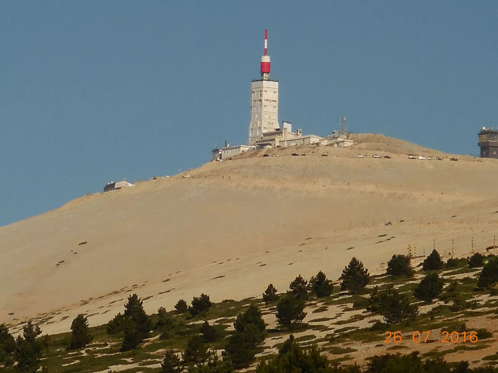 Mit Pool am Fuße des Mt Ventoux-Image-tags.info