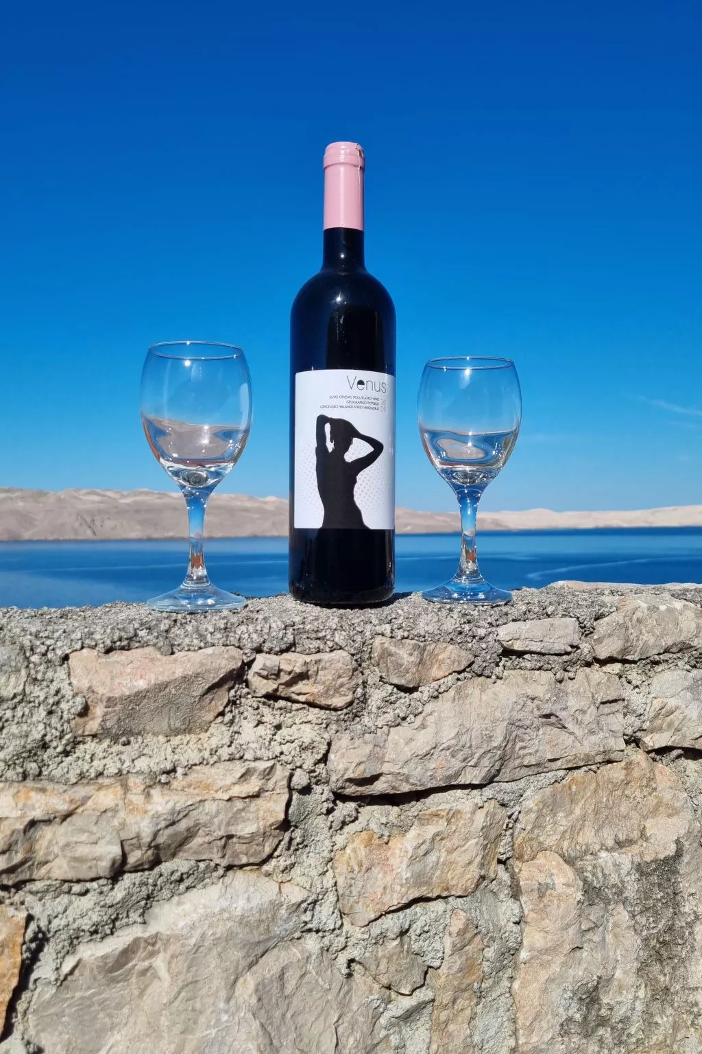 Apartam 4 Karlobag-Buiten