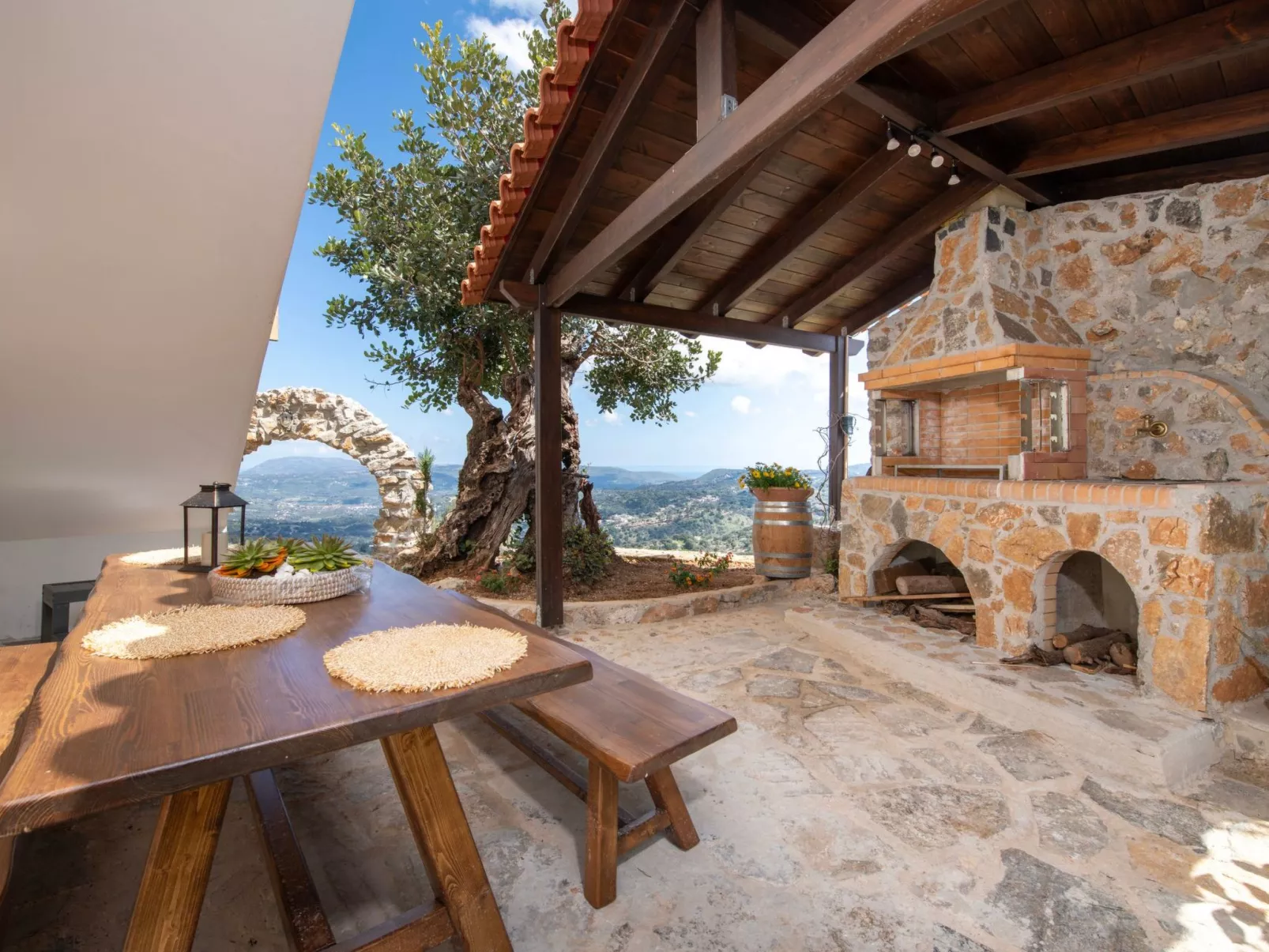 Geroulios Kastro Villa II"Free"Beheizter Pool, Whirlpool-Buiten