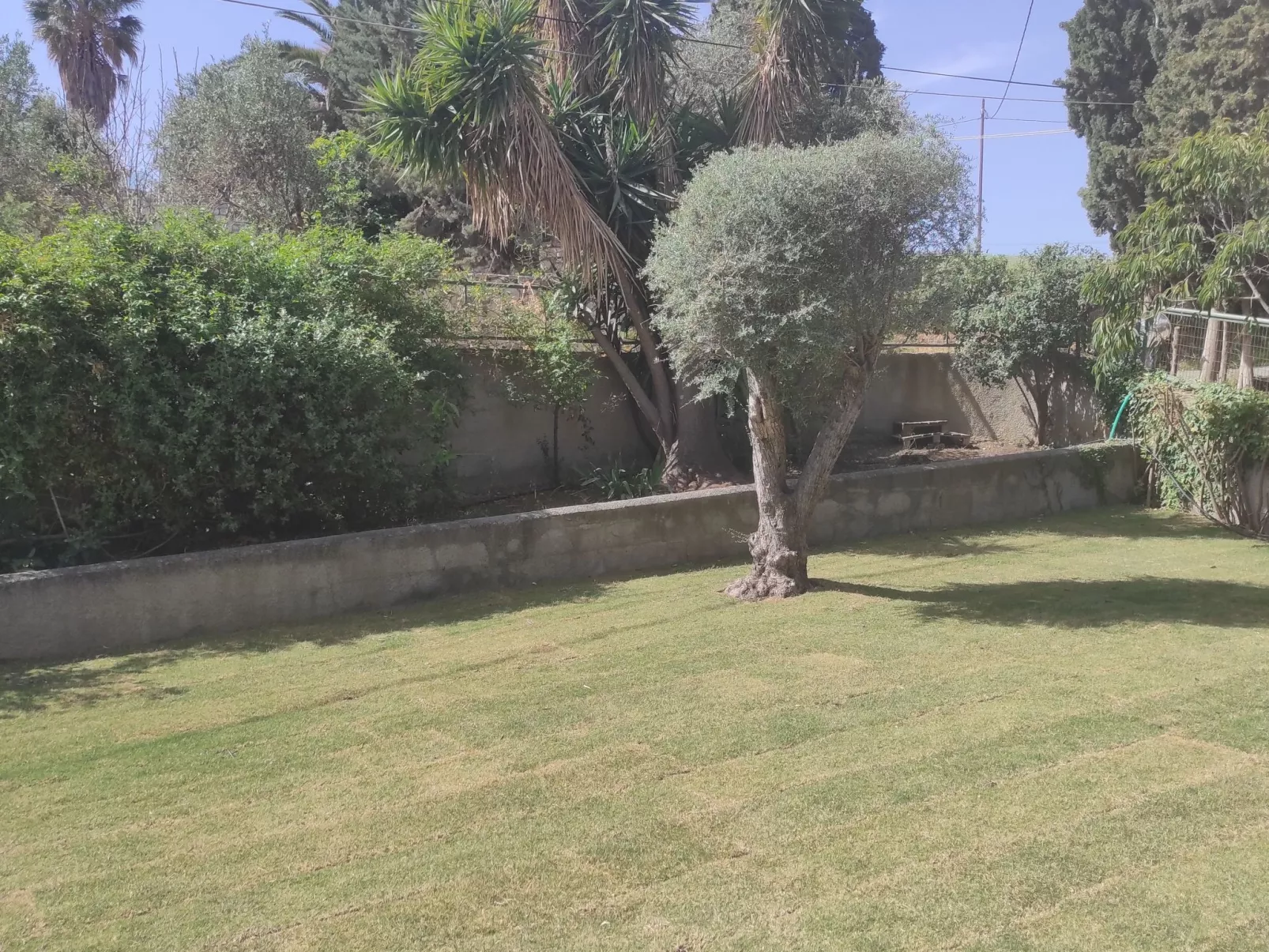 Sea Breeze Villa, atemberaubender Garten mit Meerblick-Buiten