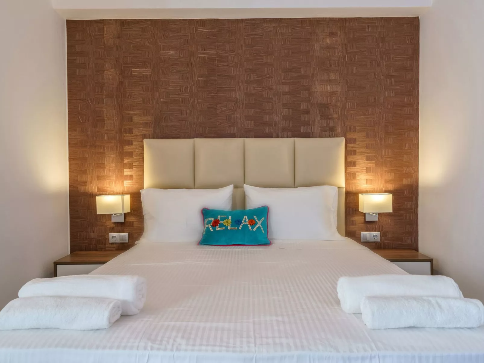 Beachfront Villa 30m zu den Annehmlichkeiten und BBQ Bereich-Binnen