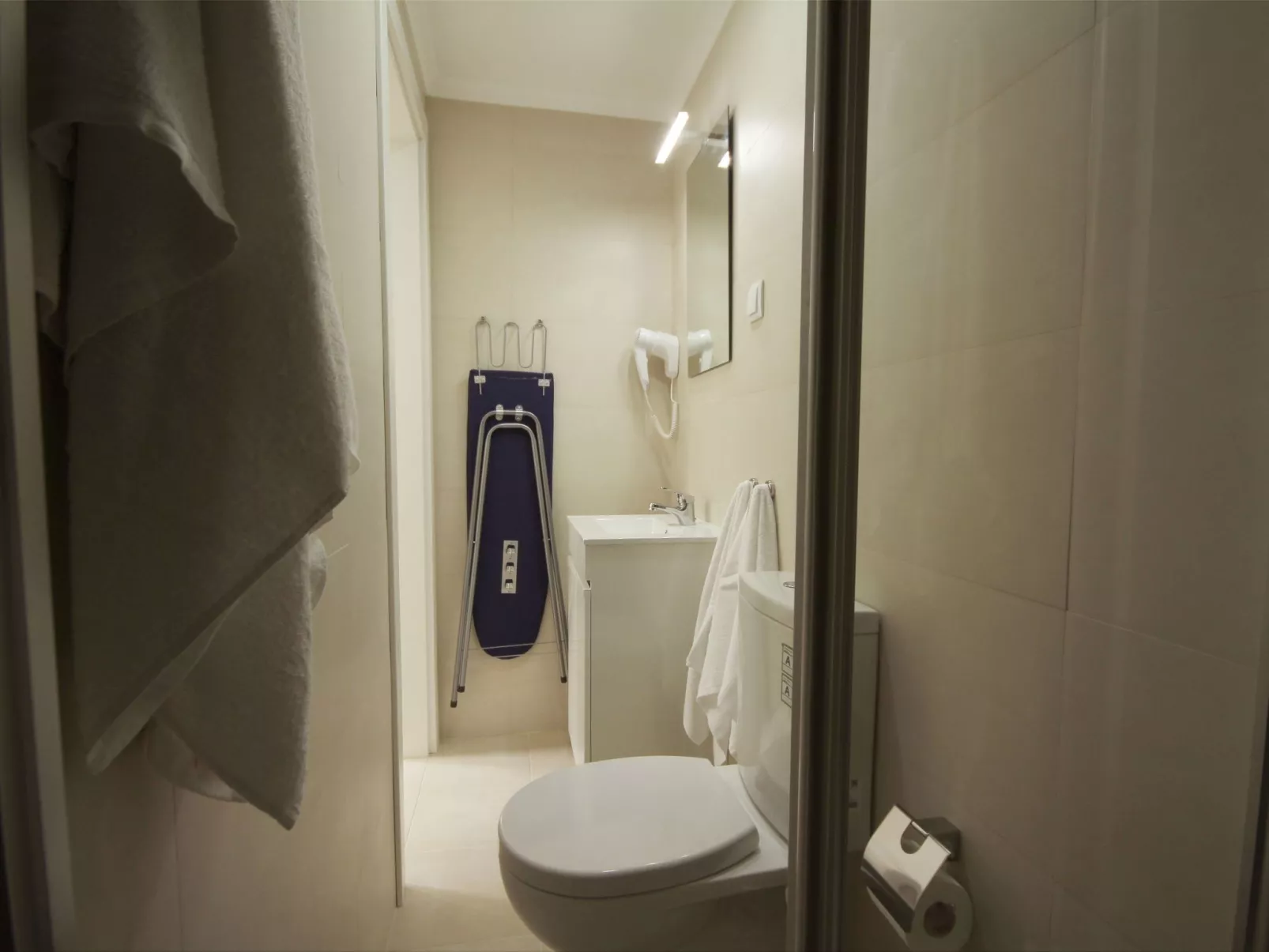 Alfama Right Point, Studio Santo Estevão-Binnen