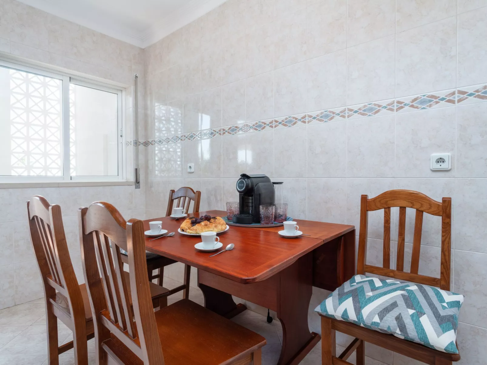 Wohnung "Timur" mit Gemeinschaftspool-Image-tags.info