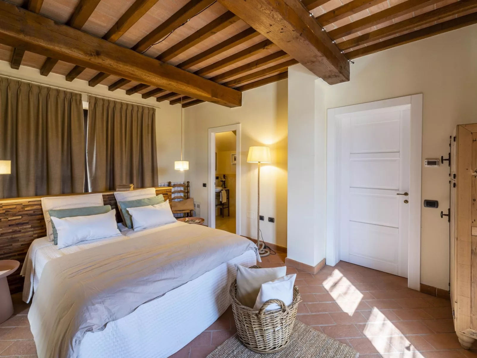 Ferienvilla 'Riparossa' mit eigenem Pool-Binnen