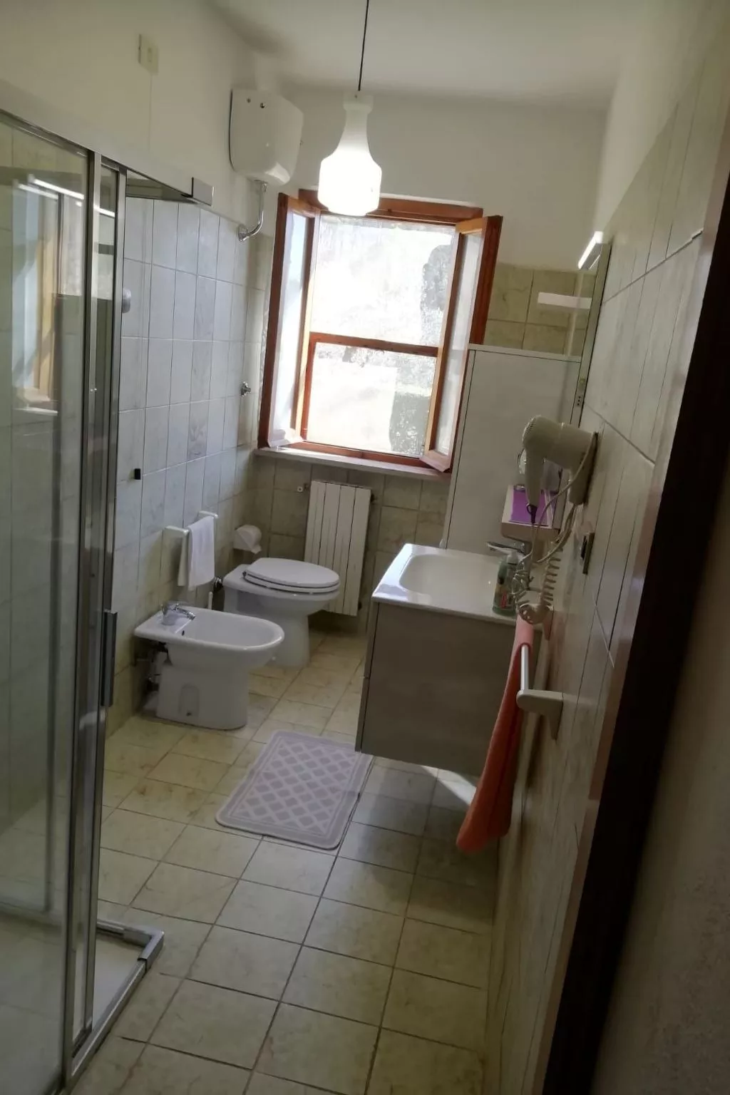 Michele Leccino' Wohnung mit Schwimmbad-Image-tags.info