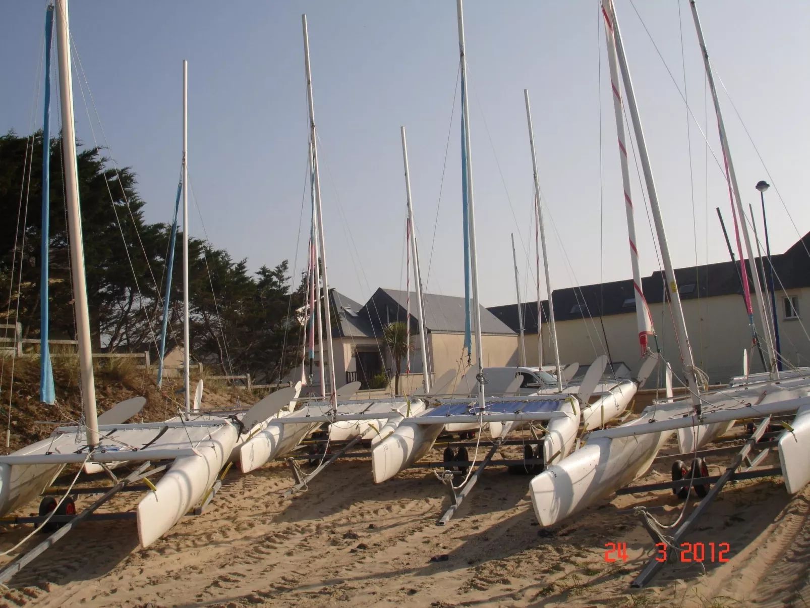 "Pavillon" mit eigenem Parkplatz-Buiten