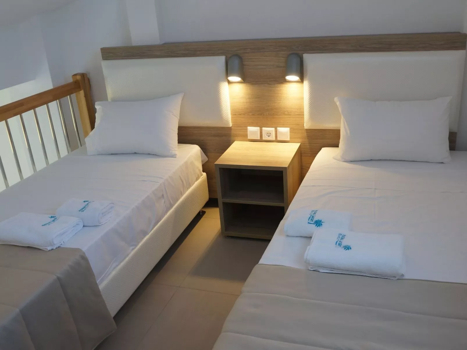 Finikas Garden Nikit-Binnen