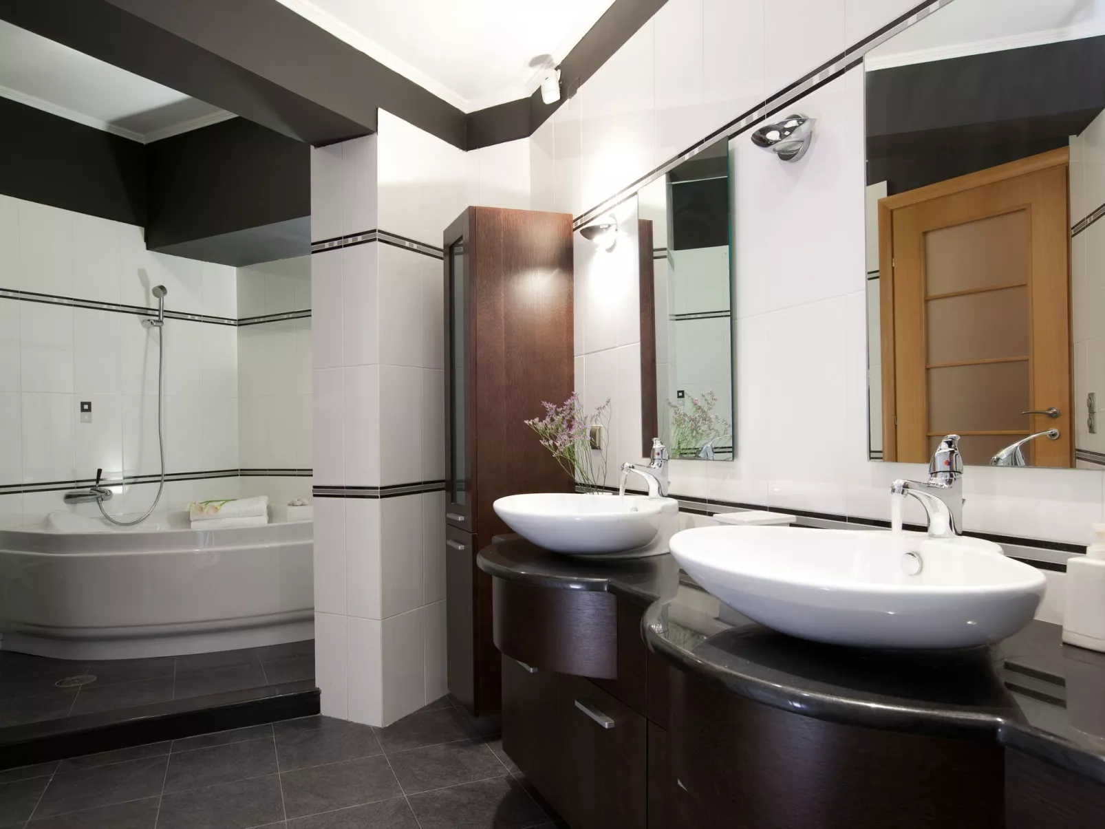 Luxuriöse Ferienvilla für 8 Personen-Binnen