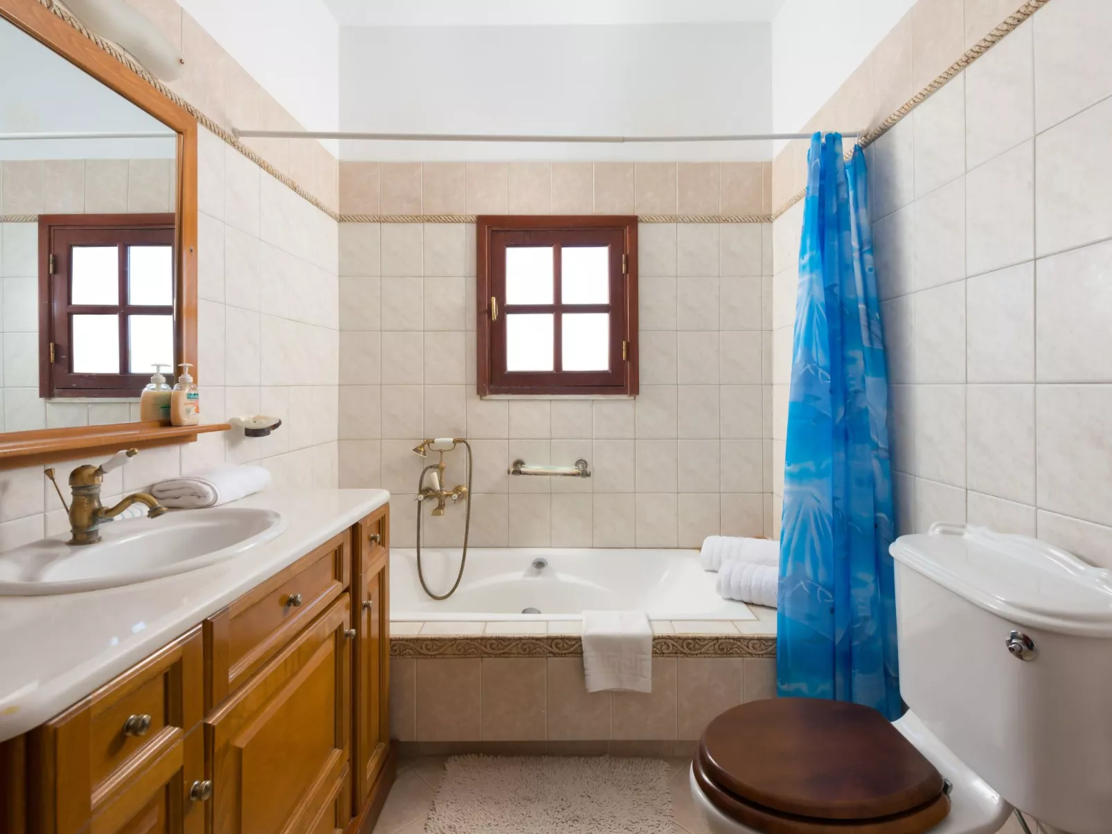 In Notia Rodos mit privatem Garten-Binnen