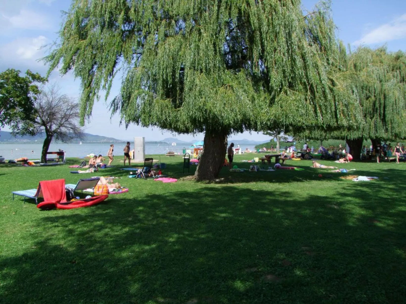Wohnung in Balatonberény mit Möblierter Terrasse-Buiten