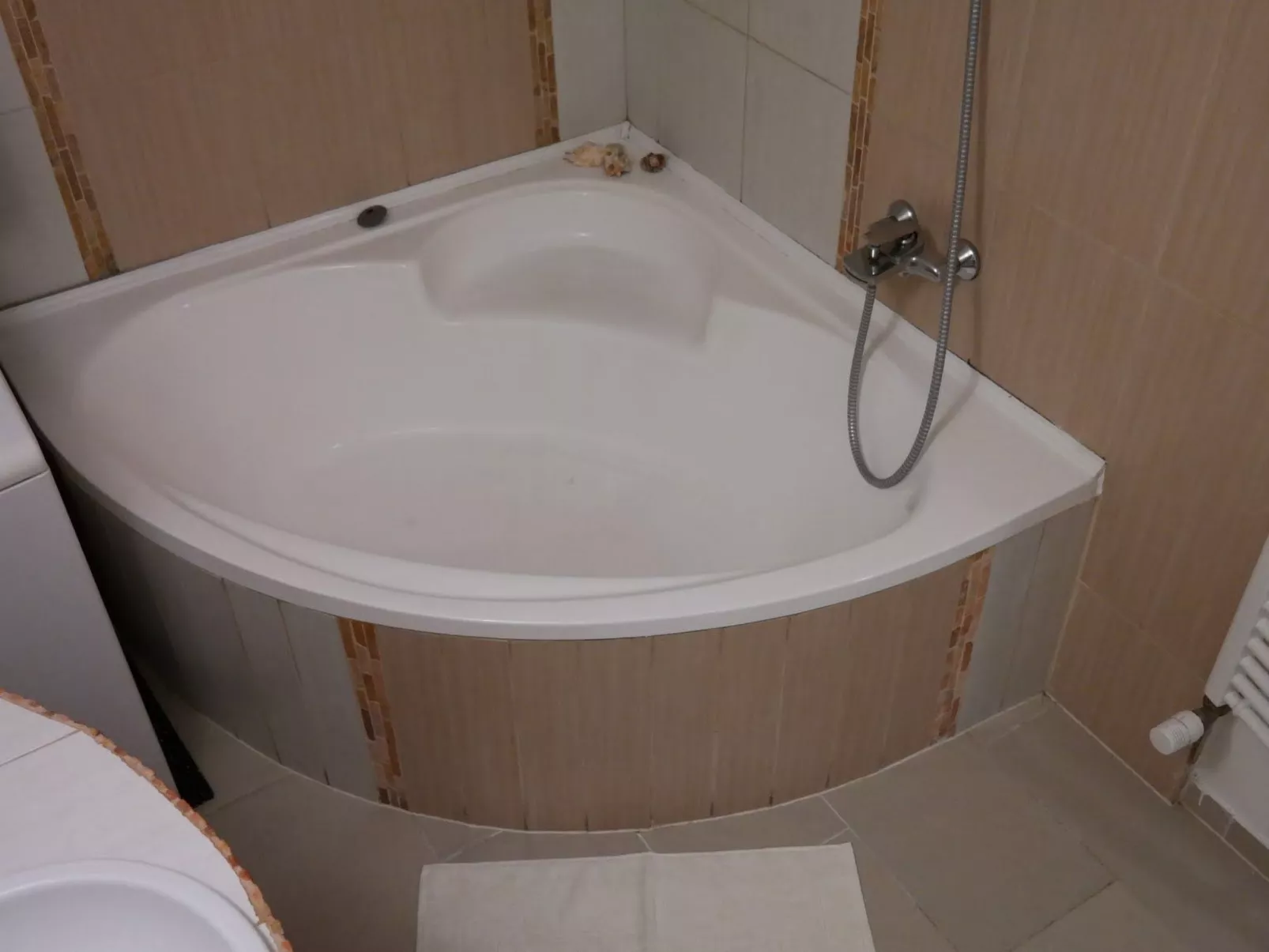 Moderne Ferienwohnung in Ujlipotvaros mit Garten-Binnen