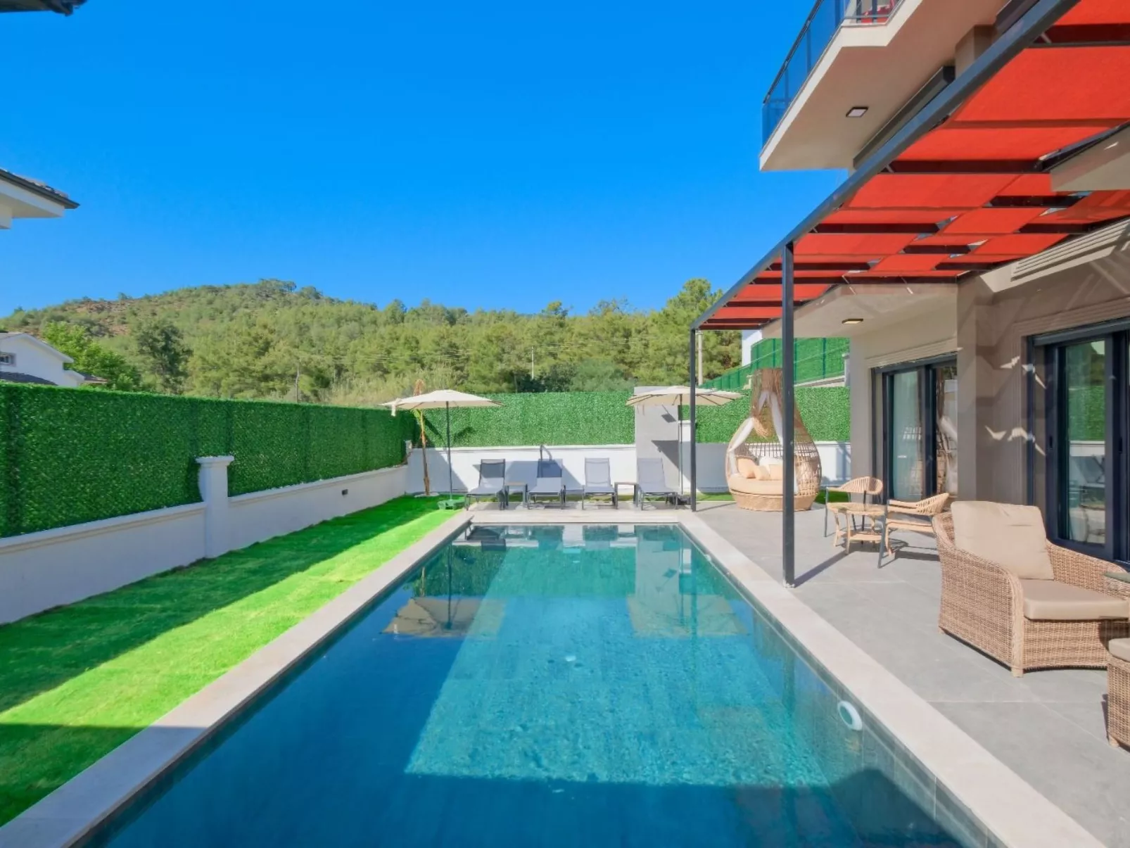 Große Villa in Fethiye Ausserhalb im grünen