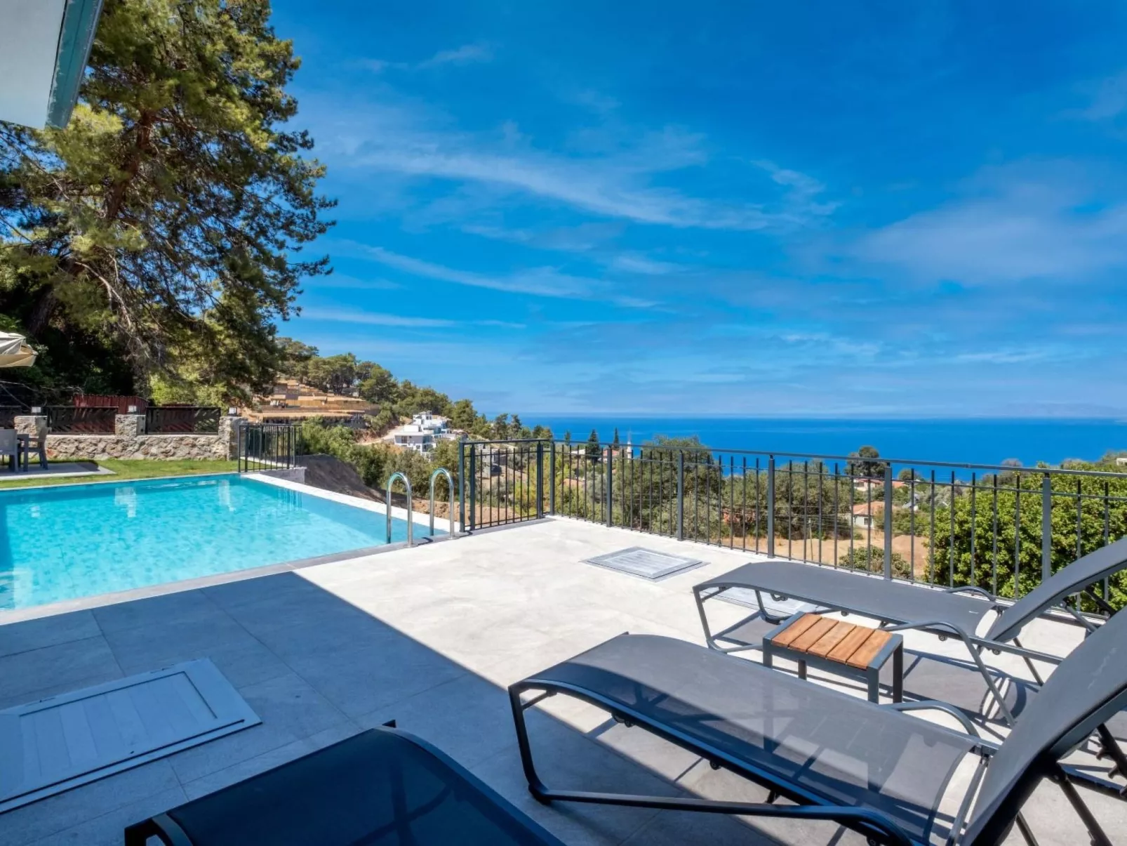 Villa mit Infinitypool in Fethiye Faralya-Binnen