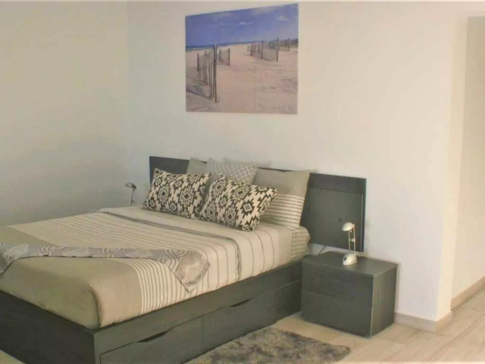 Mit eigenem Pool-Binnen