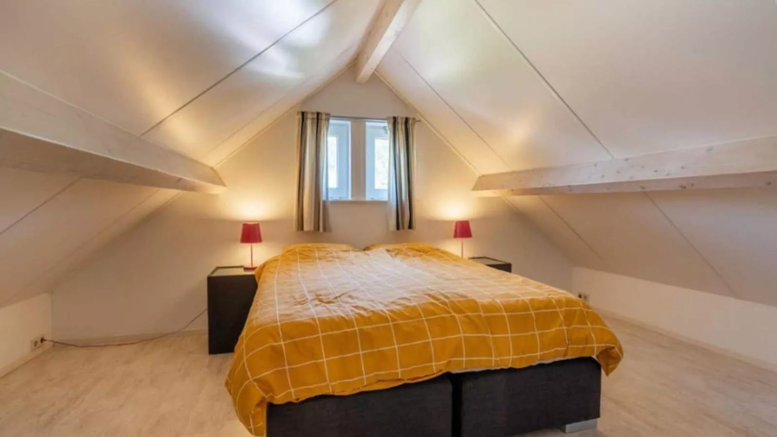 Scheldeoord 54-Slaapkamer