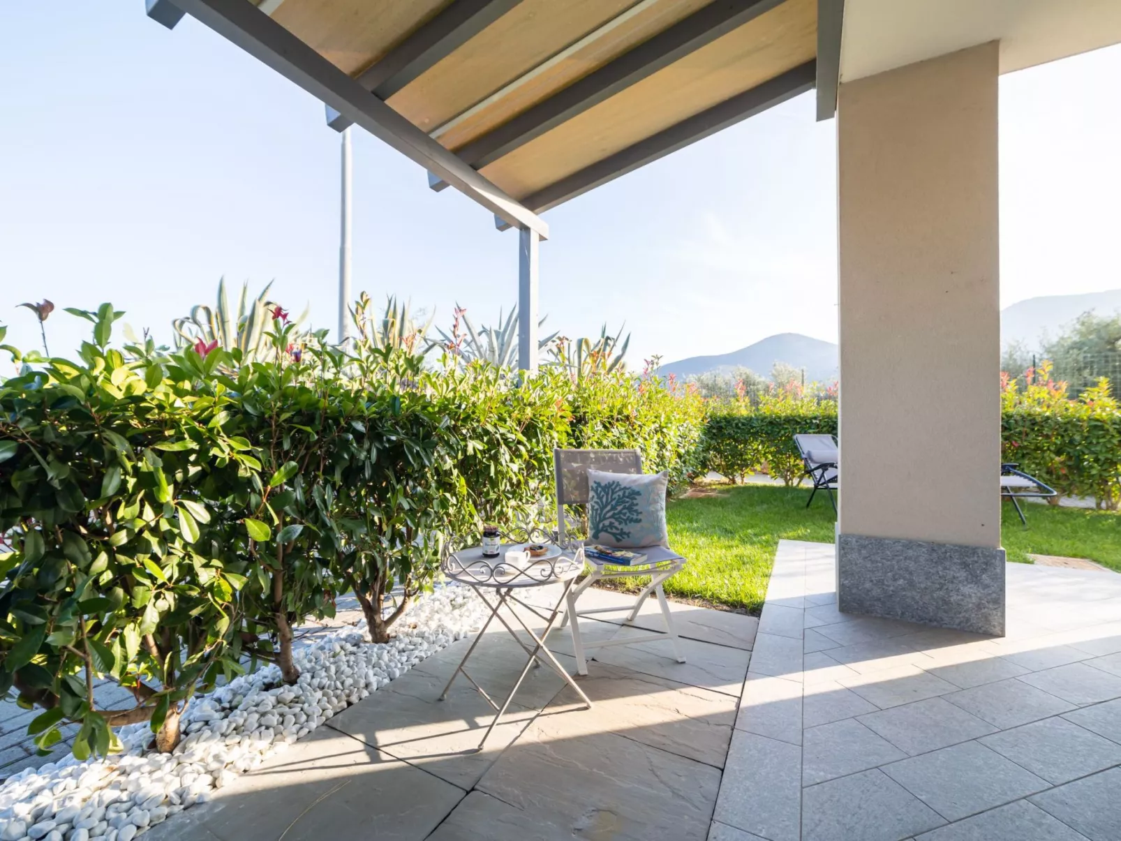 Perla Abernathy - Haus mit Pool und Garten-Buiten