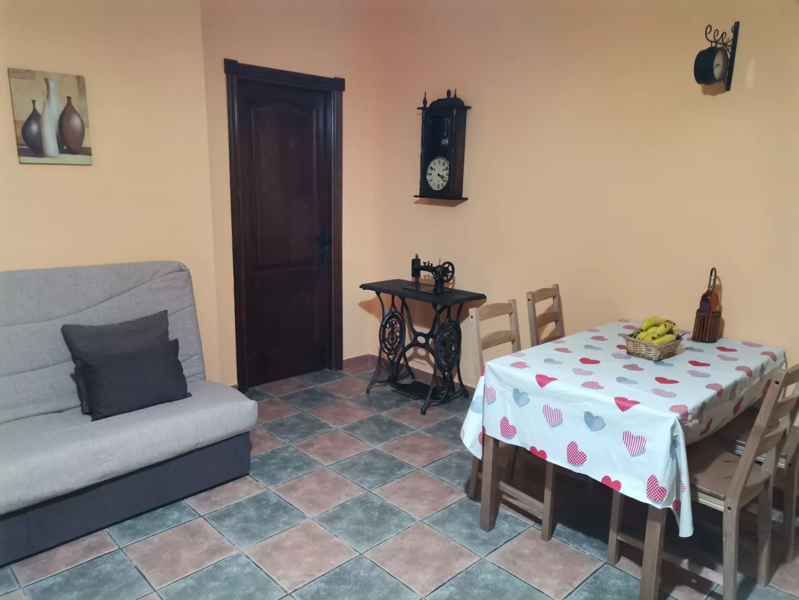 "La Almendra" mit Terrasse-Binnen