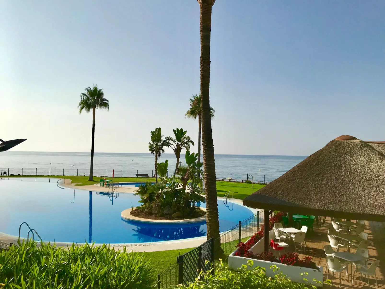 "Mi Capricho".-Buiten