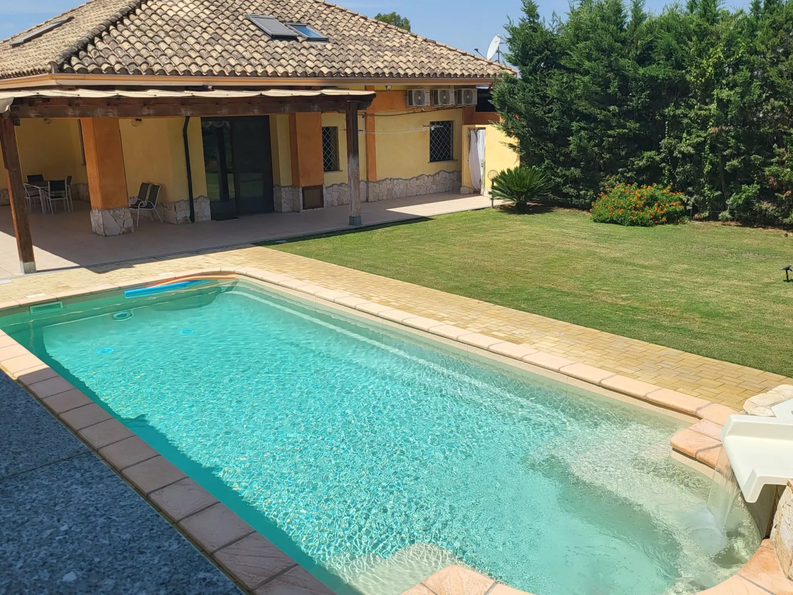 'Villa Vivi-Image-tags.info