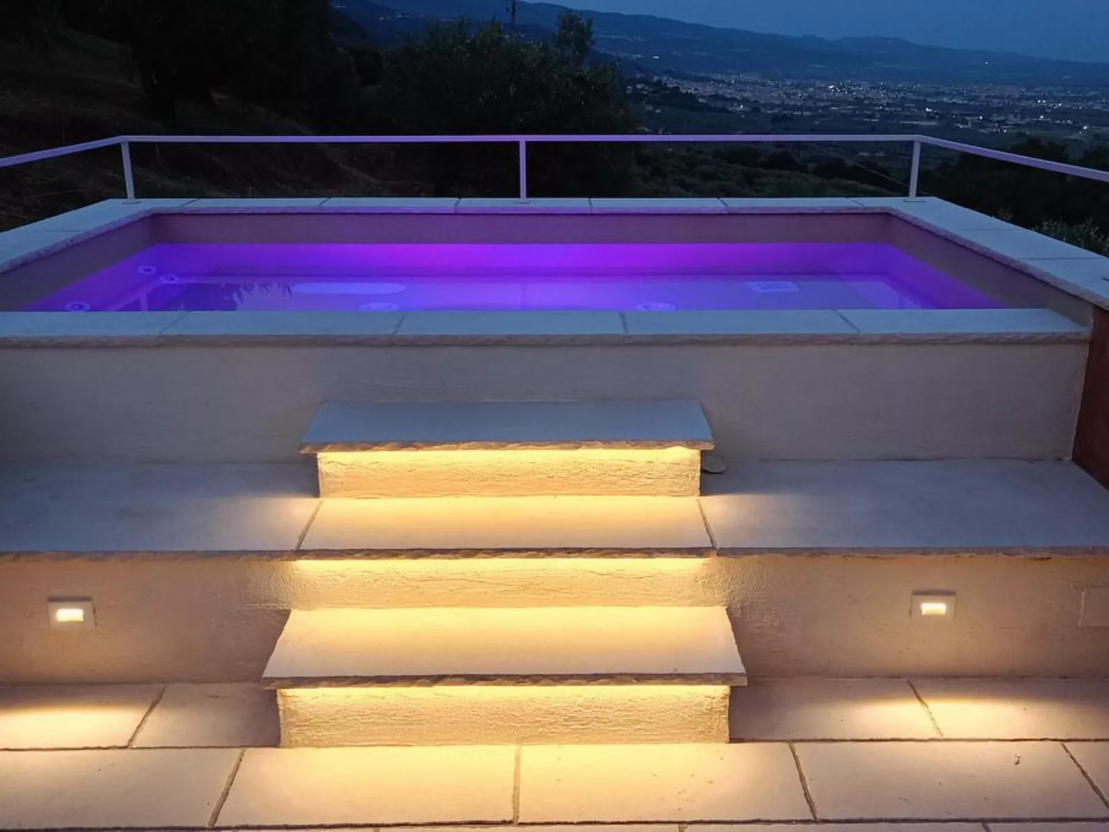 Villa mit Whirlpool, nur 6 km vom Strand entfernt-Image-tags.info