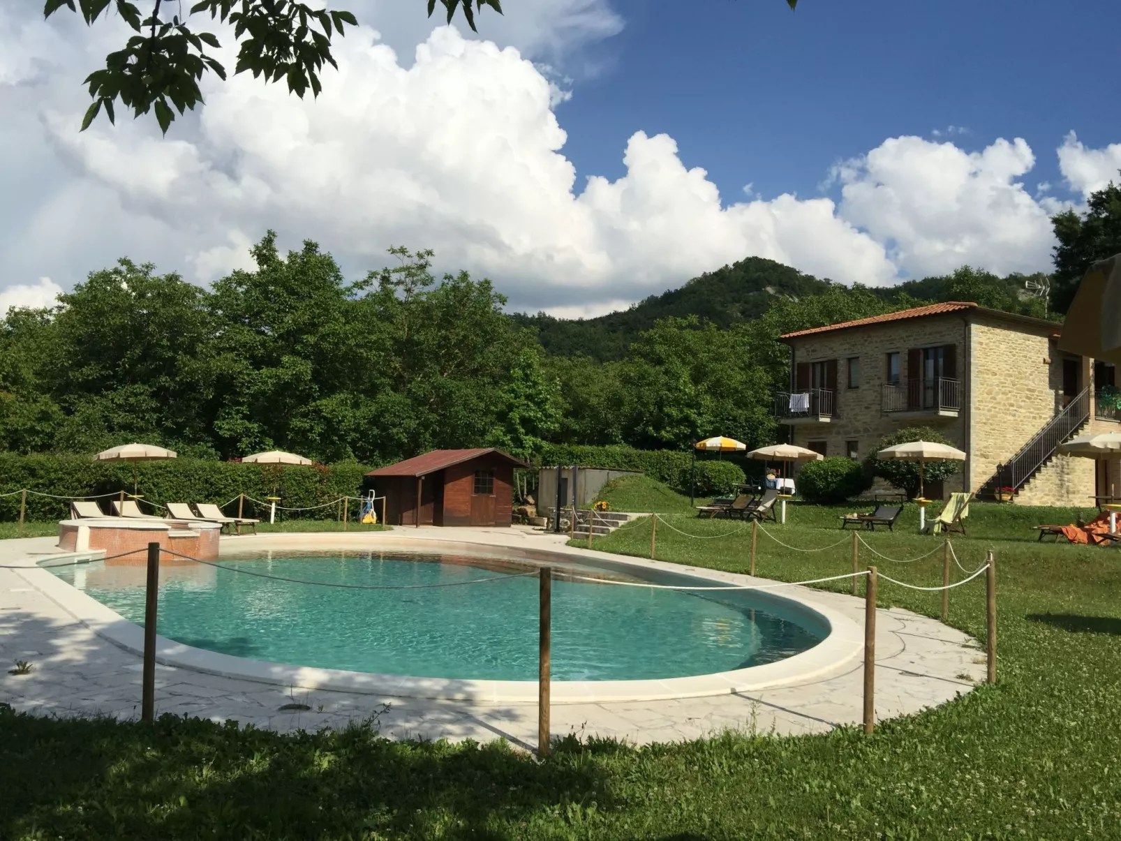 Wohnung in Apecchio mit Privatparkplatz-Binnen