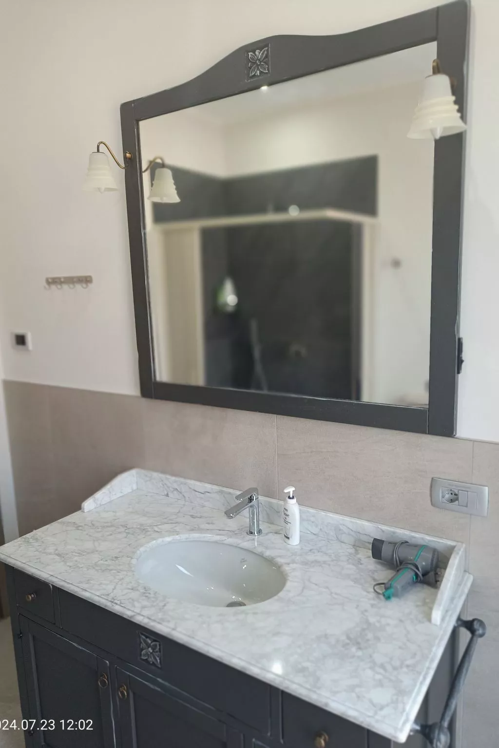 Lucà Wohnungen mit Bergblick-Image-tags.info