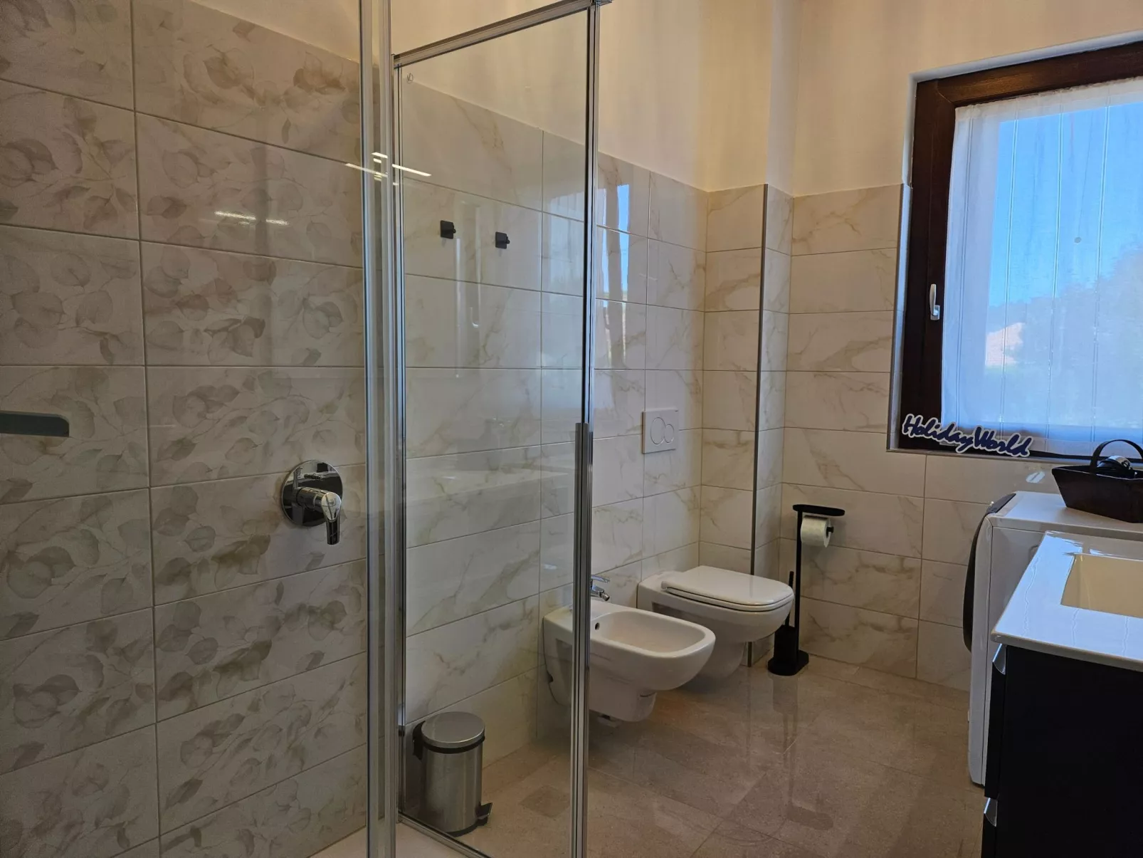 Zwischen Seen und Hügeln in Pina by Holiday World-Binnen