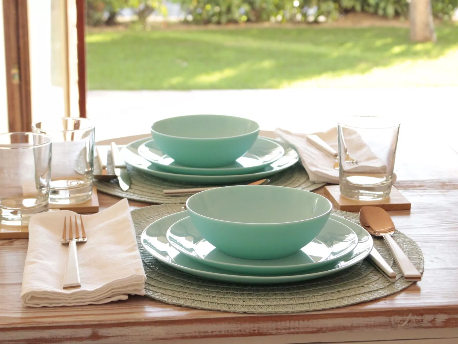 "Daphne Experience".-Buiten