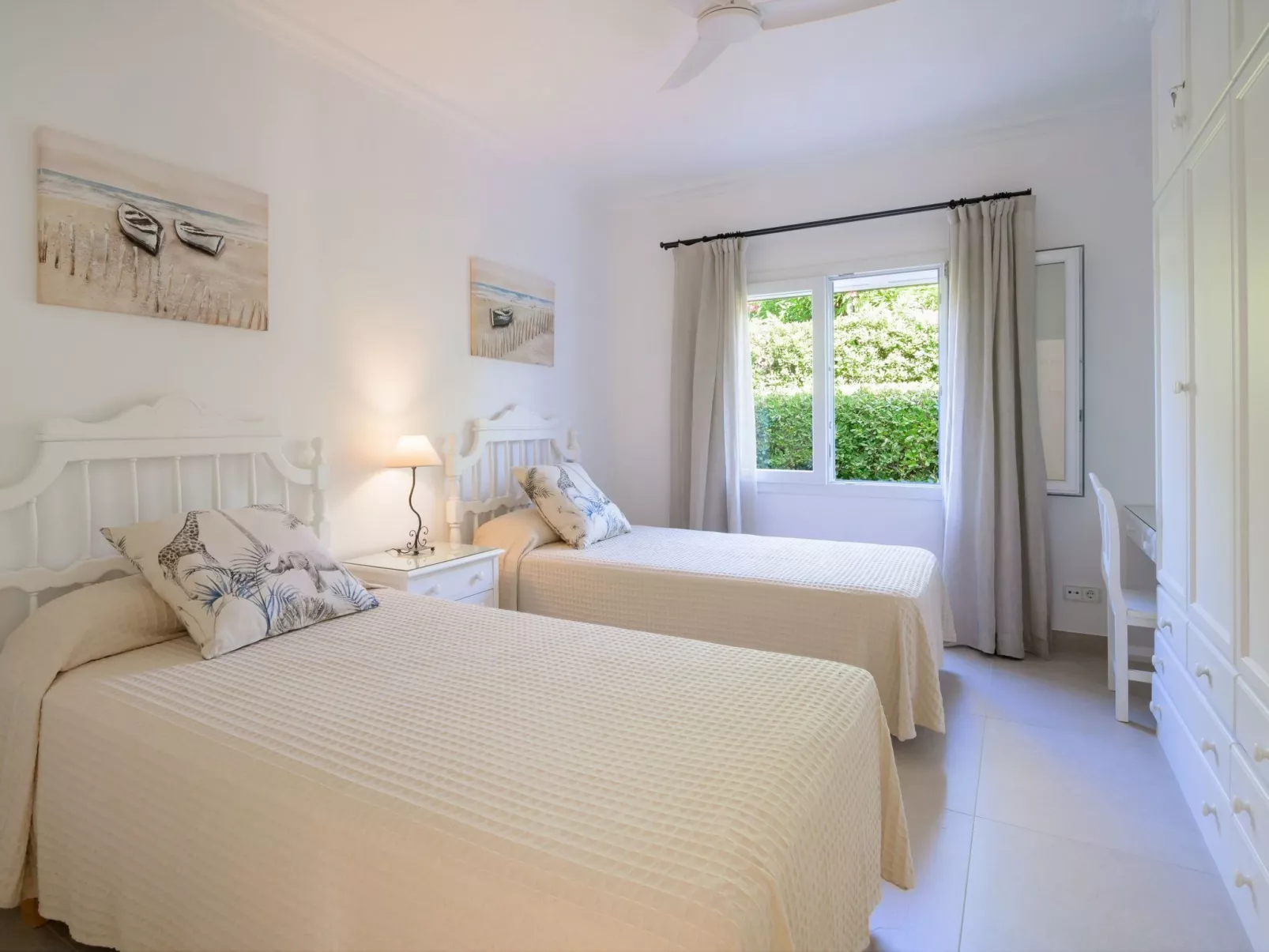 Villa Ponti A5 - direkt am Meer-Binnen