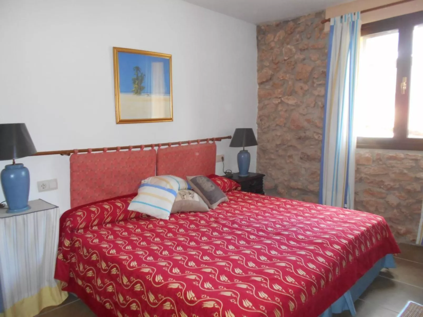 Freistehendes Landhaus mit Schwimmbad-Image-tags.info