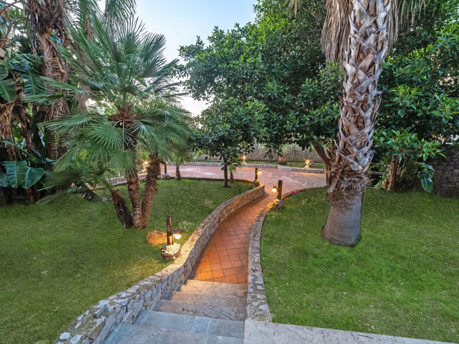 Gemütliches Haus in Carini mit privatem Pool-Buiten