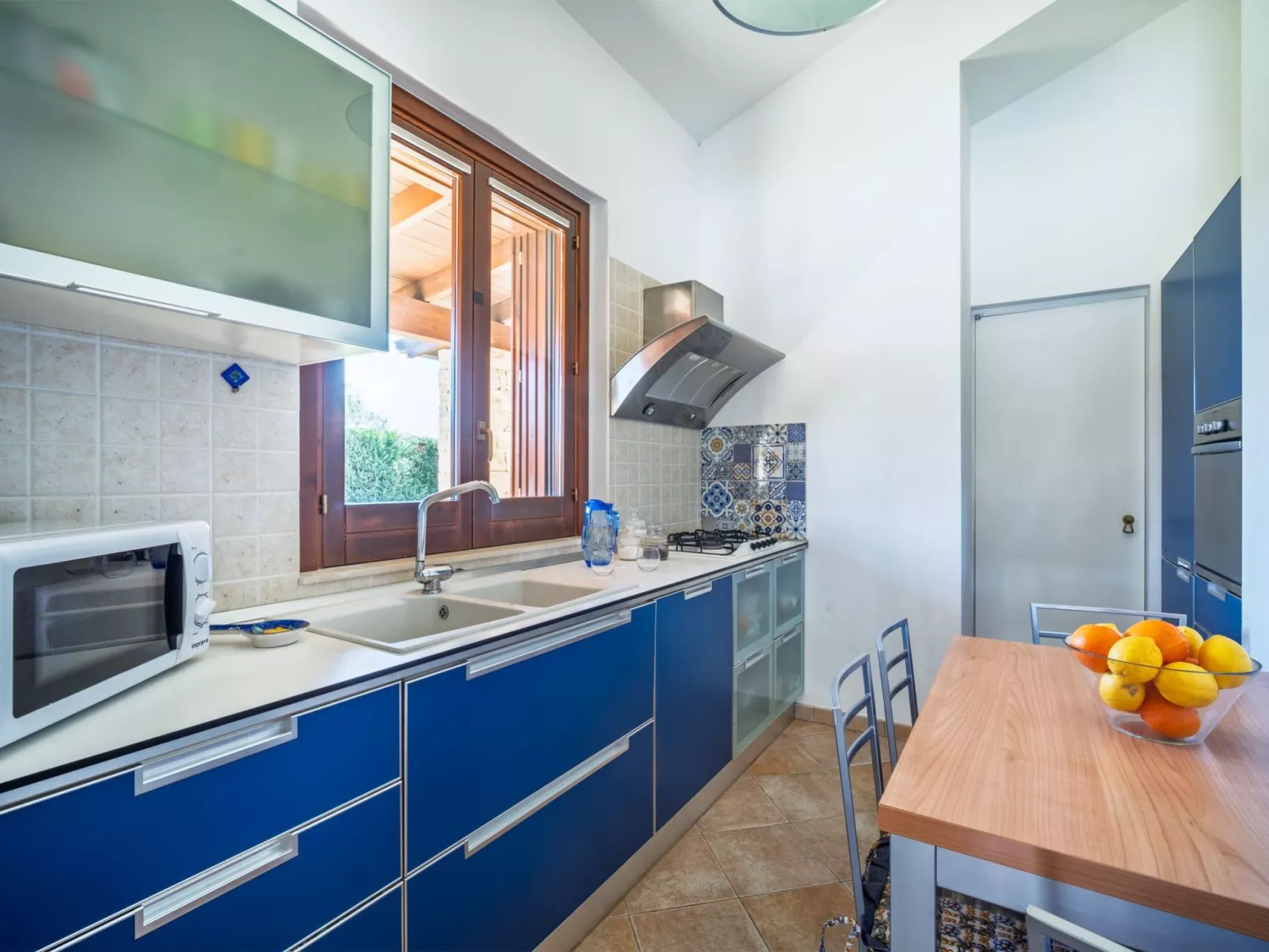 Sterlizia, Villa mit Pool in Meeresnähe-Image-tags.info