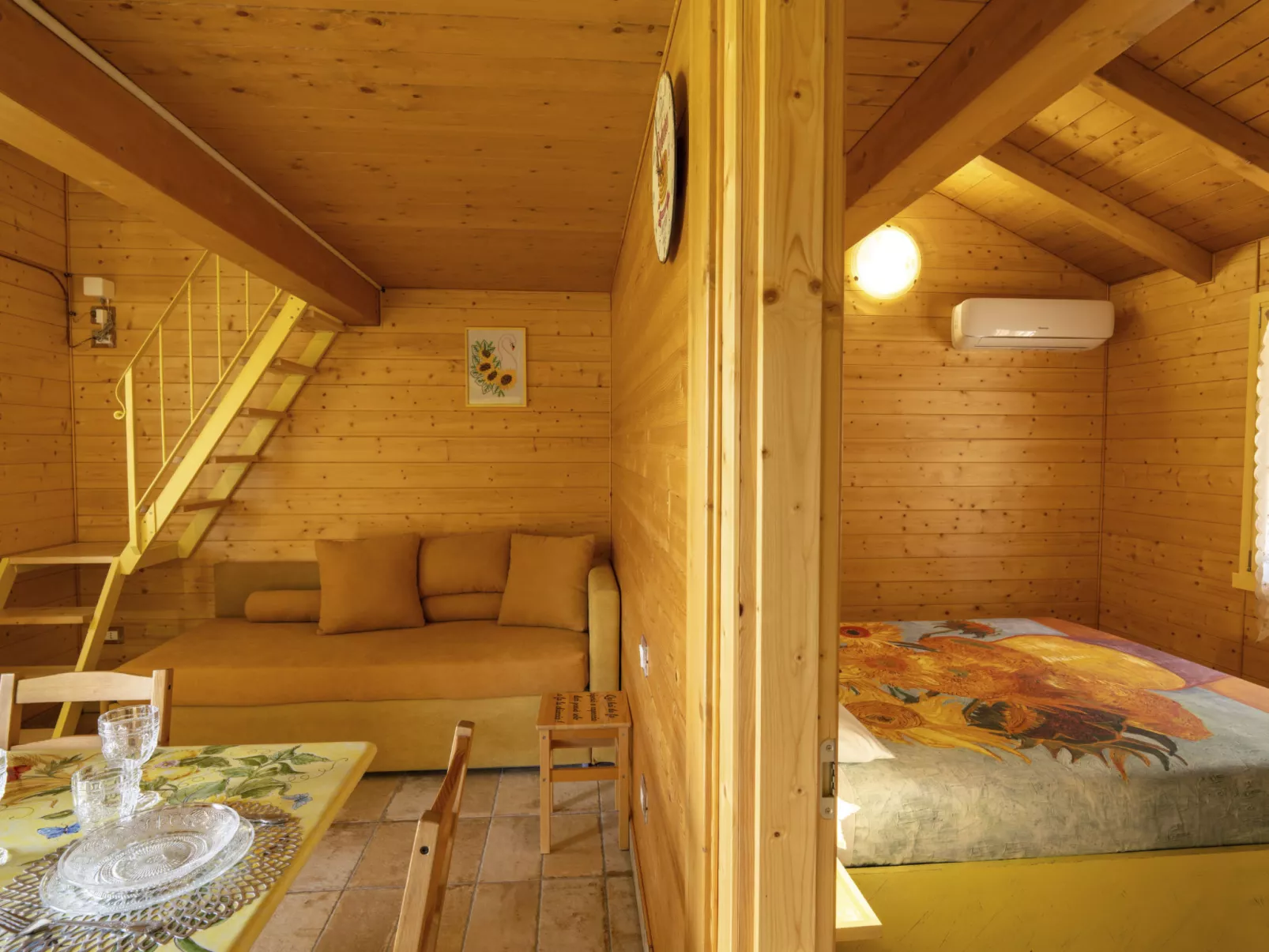 'Messis la gialla'-Binnen