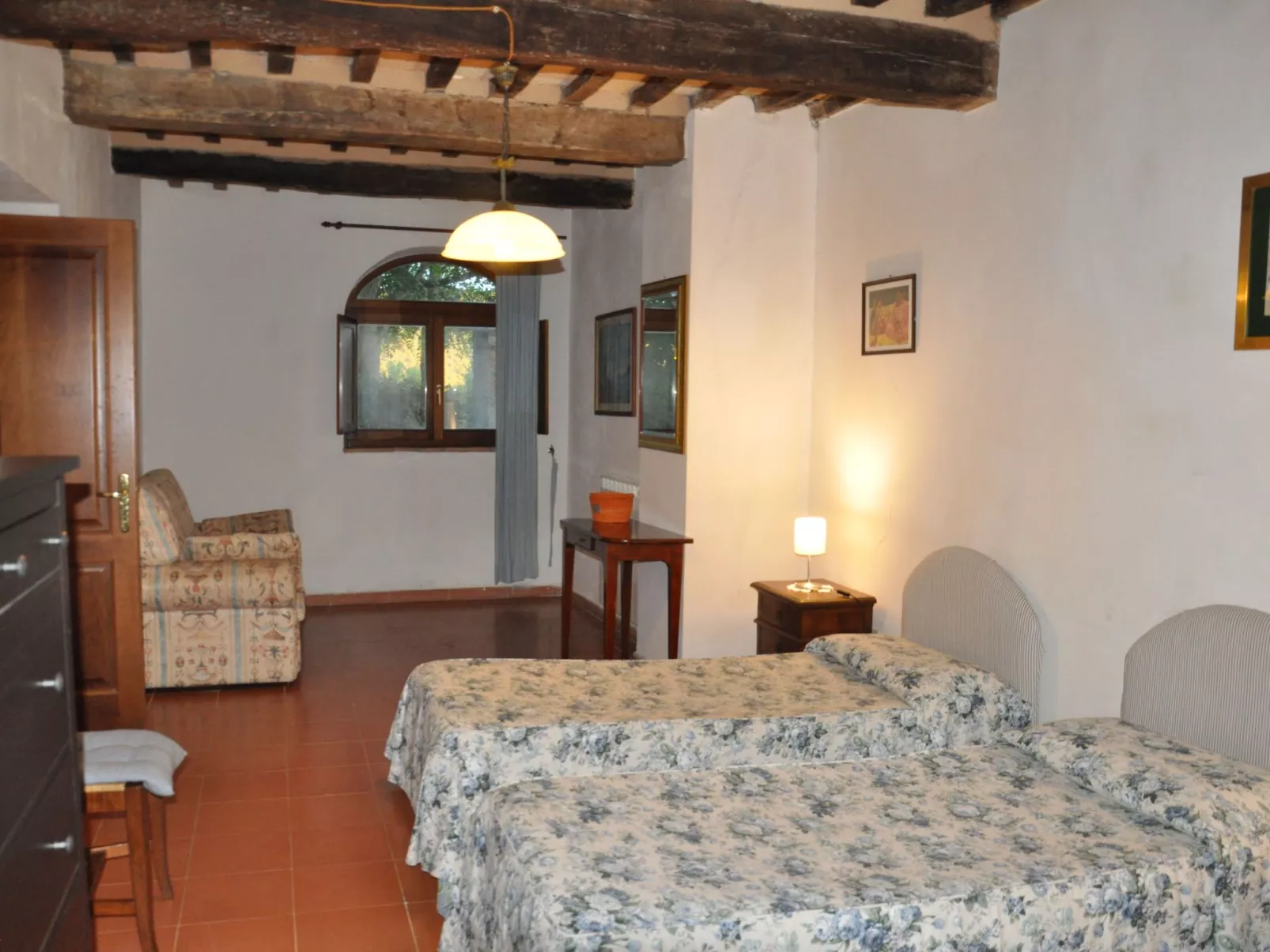 In Acquapendente mit großem Garten-Binnen