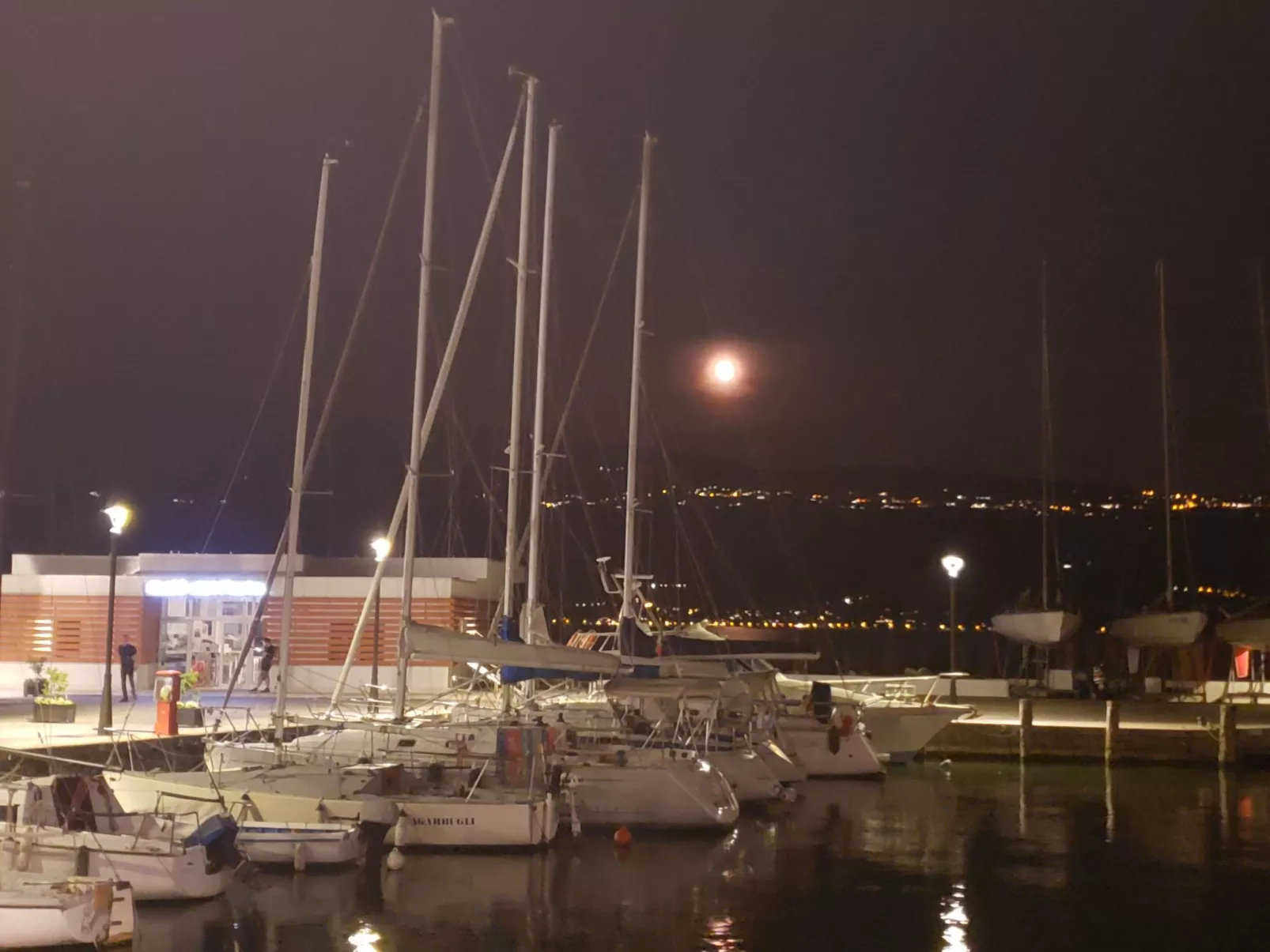 Zwei-Zimmer-Wohnung Gardasee Gargnano-Buiten