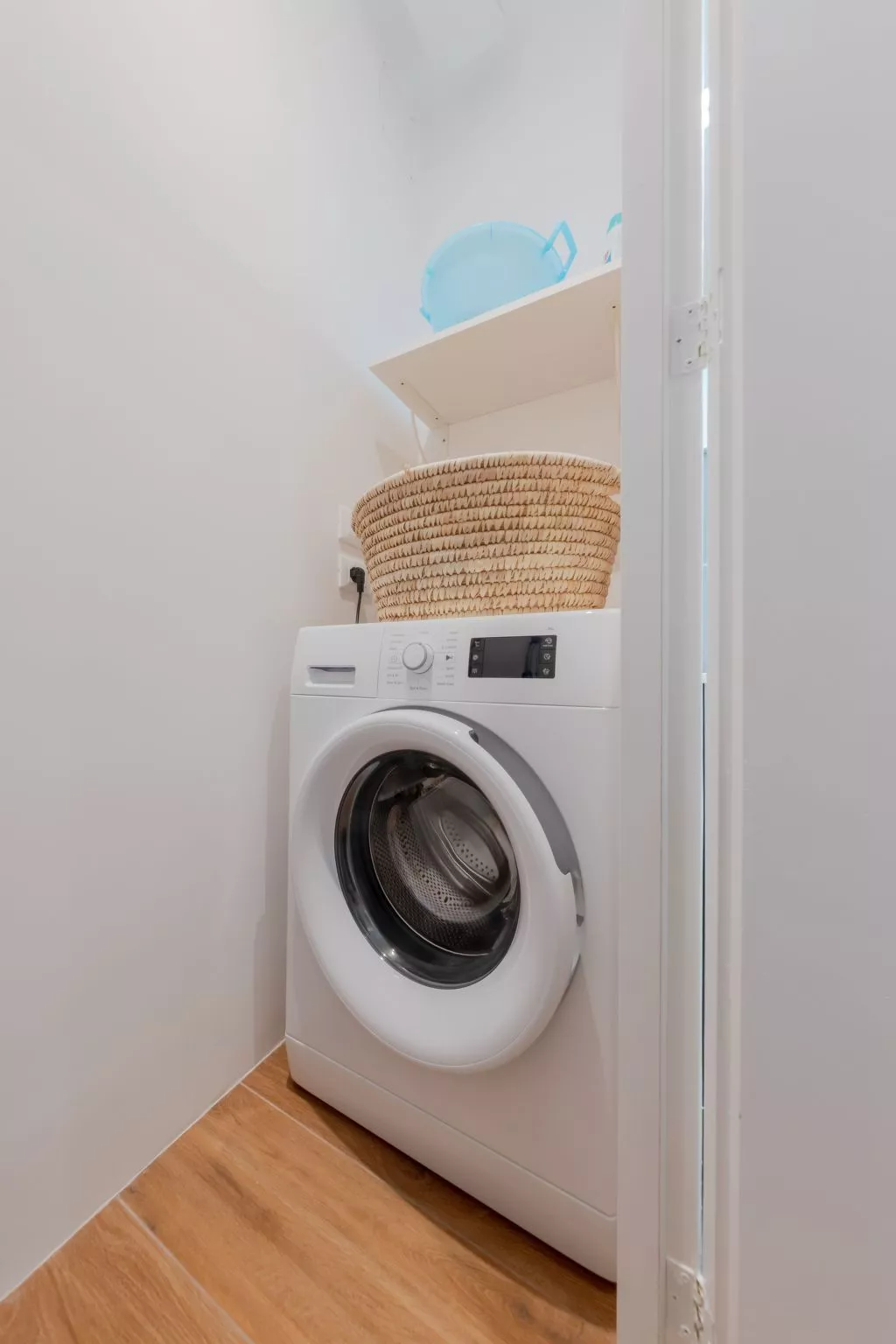 Casa dell'Aviatore große Gartenterrasse-Binnen