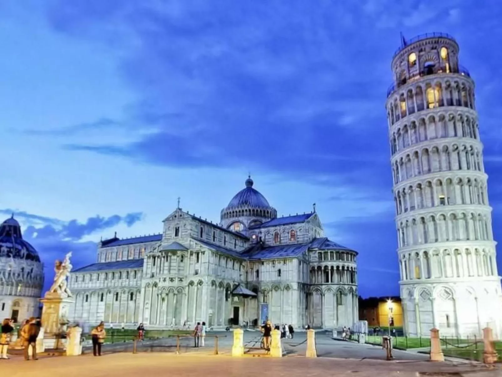 Wunderschönes Ferienhaus in Viareggio mit gemeinschaftlichem Pool-Image-tags.info