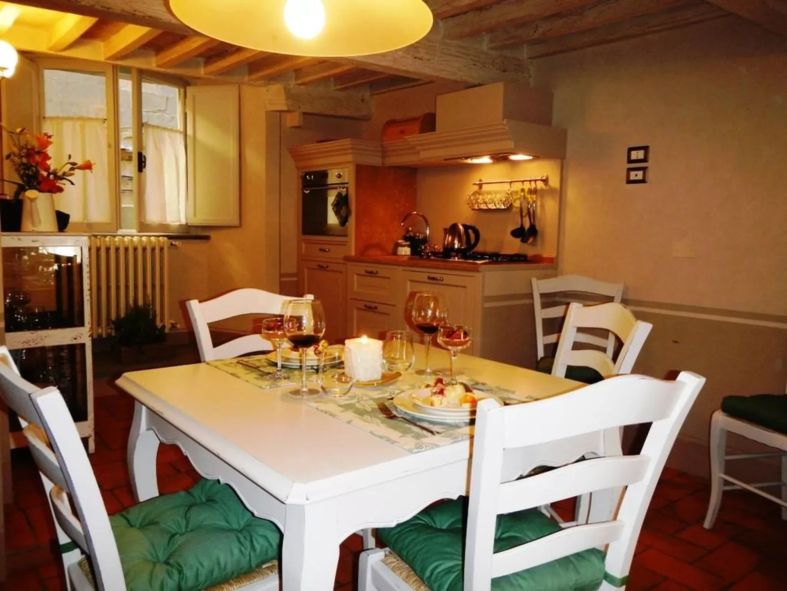 Stilvolle Wohnung mit Whirlpool in einem Renaissance-Palazzo mitten in Cortona-Image-tags.info