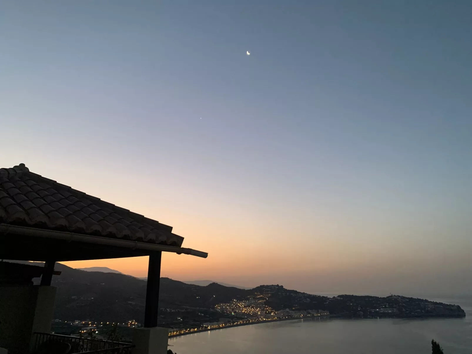 In Almuñécar mit Terrasse und Meerblick-Image-tags.info