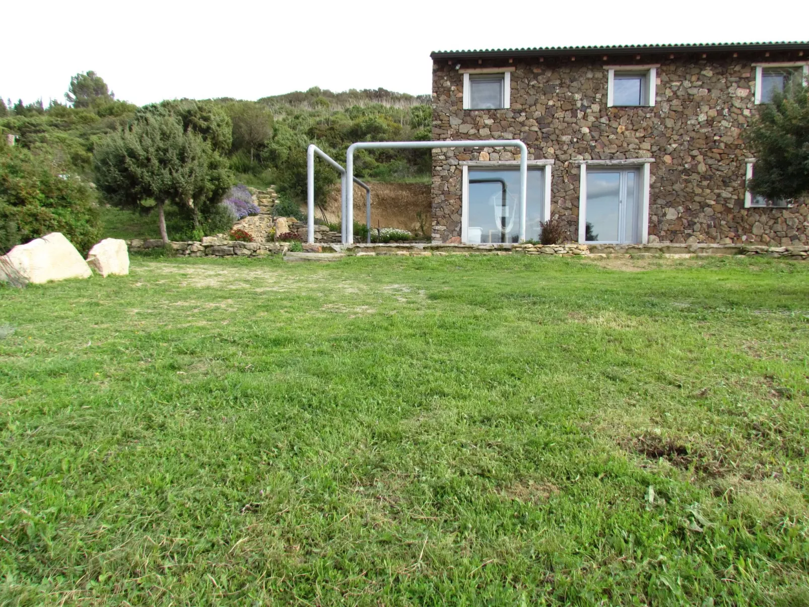 Unterkunft in einer Höhle mit Privatparkplatz-Binnen