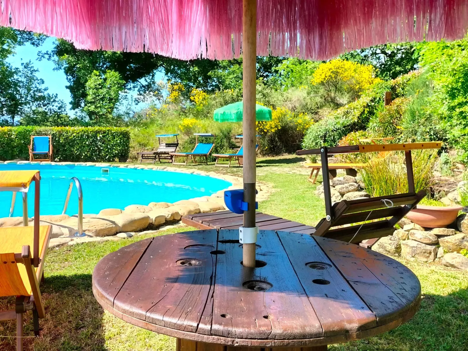 Charmante Wohnung, einzigartiges Panorama-Buiten