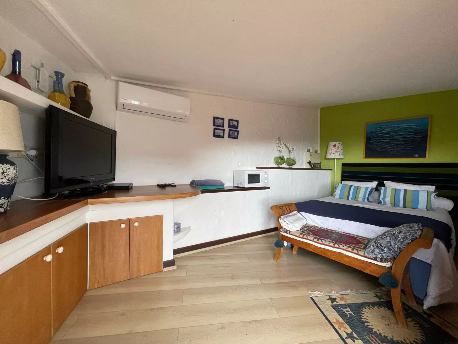 Haus mit Jacuzzi, Blick auf Berge, Meer und Ents-Binnen