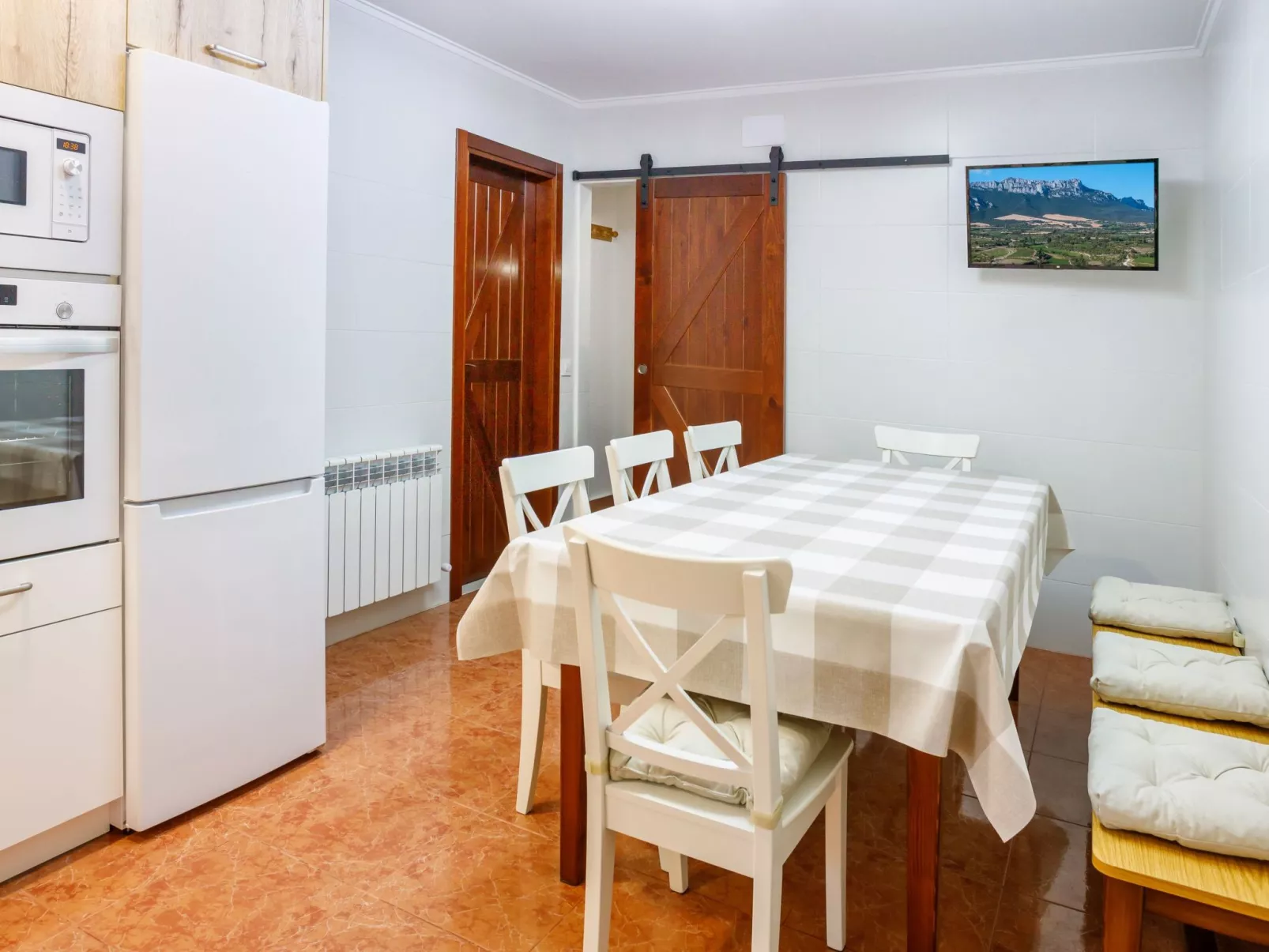  Zaldivar etxea-Binnen