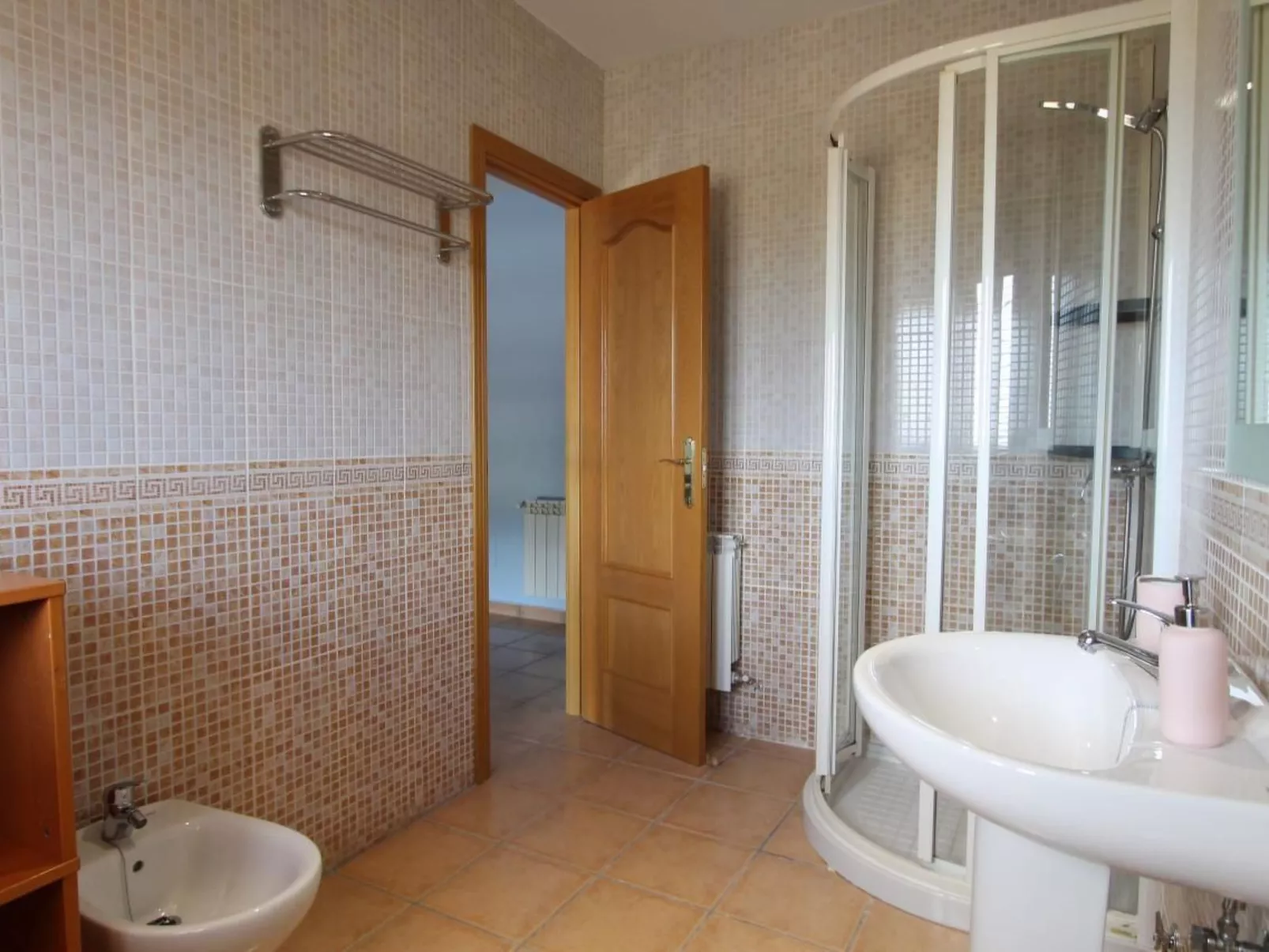 In Seseña mit großem Garten-Image-tags.info