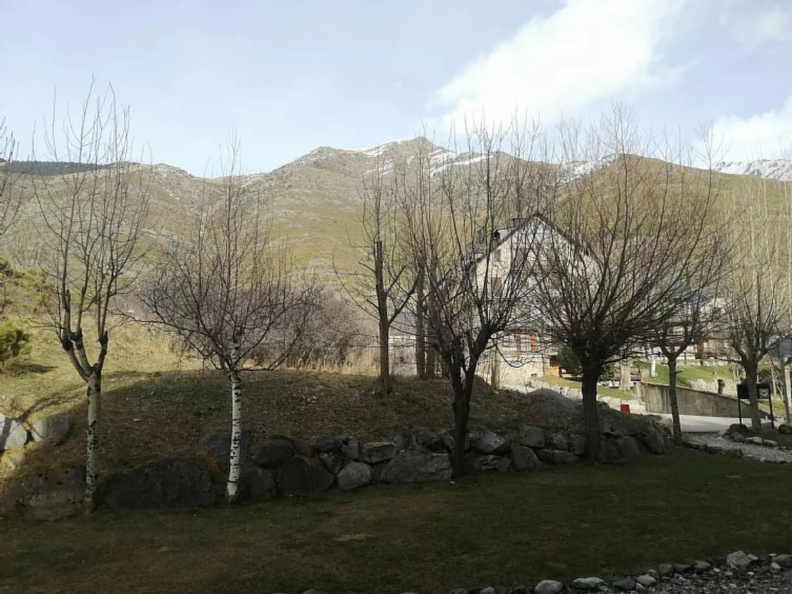 Wohnung Besiberri 7 Erdgeschoss mit Terrasse Vall de Boí-Binnen