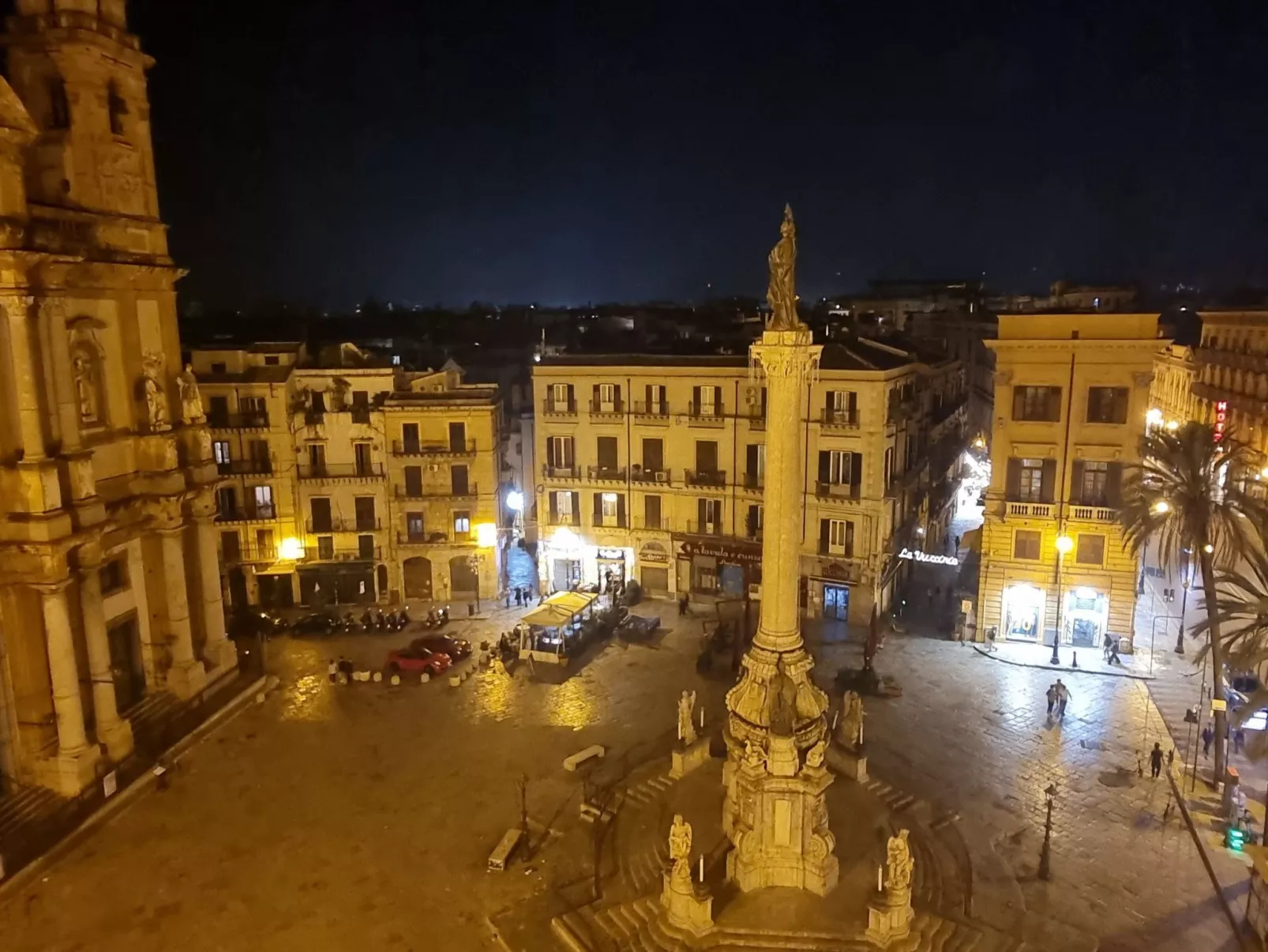 DownTown House bei Holiday World-Buiten