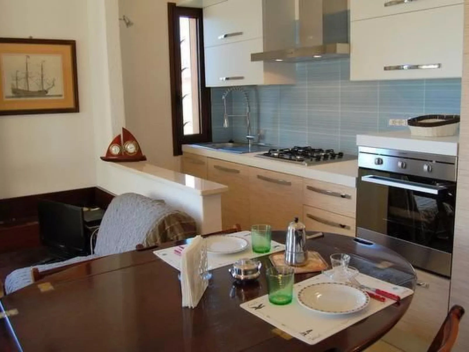 SCHÖNE WOHNUNG NUR EINEN STEINWURF VOM STRAND ENTFERNT-Image-tags.info